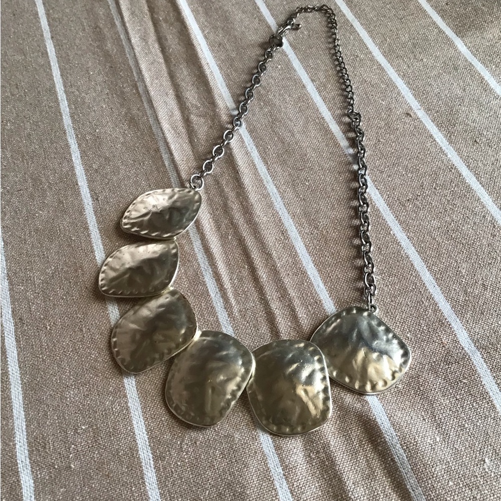 Elegant Silver Necklace